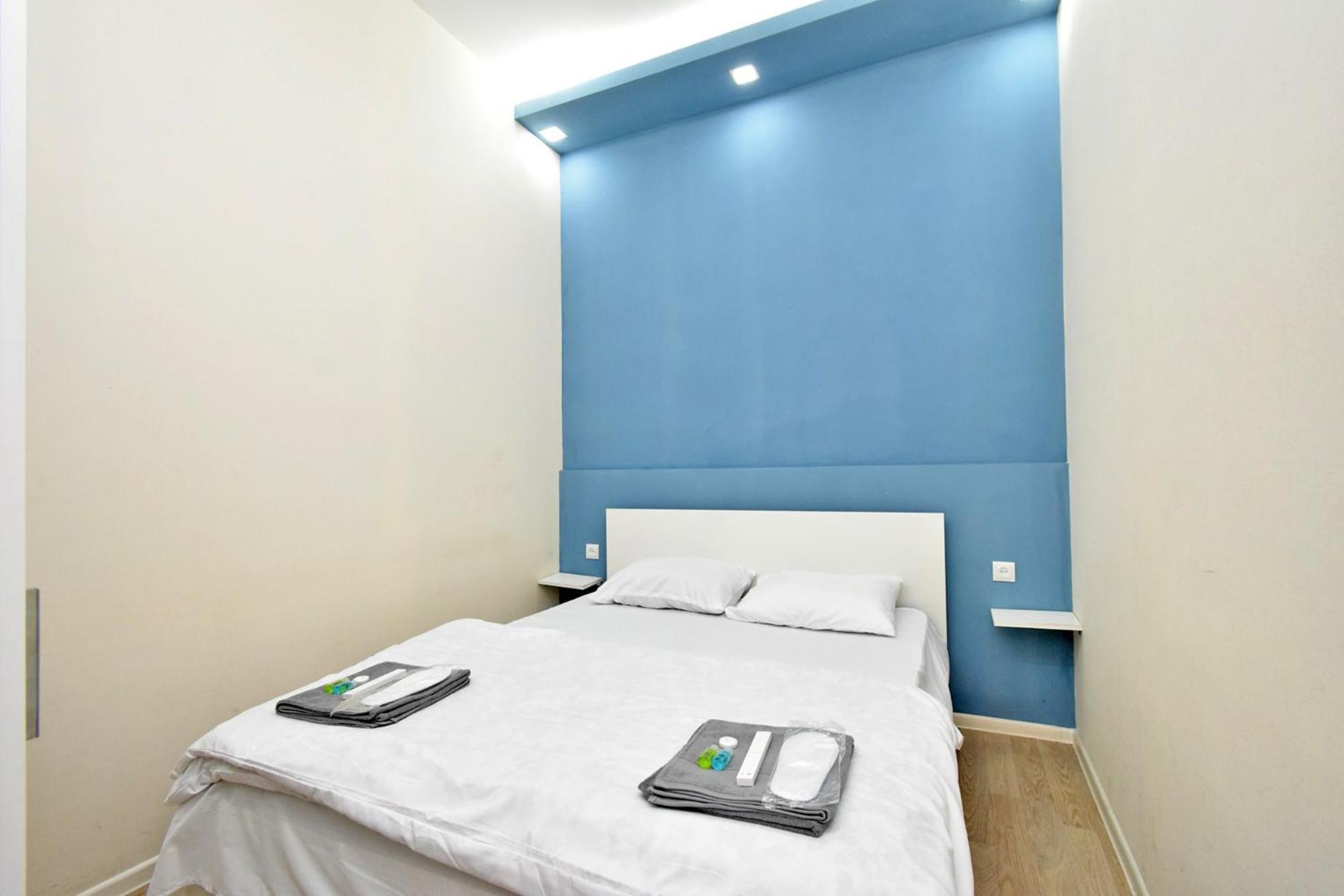 Aaaa Hotel Yerevan Exterior photo
